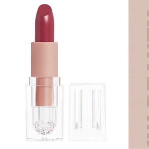 KKW BEAUTY LIPSTICK